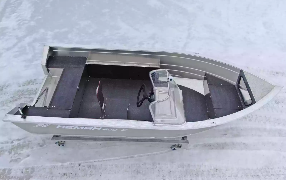 Алюминиевая лодка Неман-400 С в Октябрьском