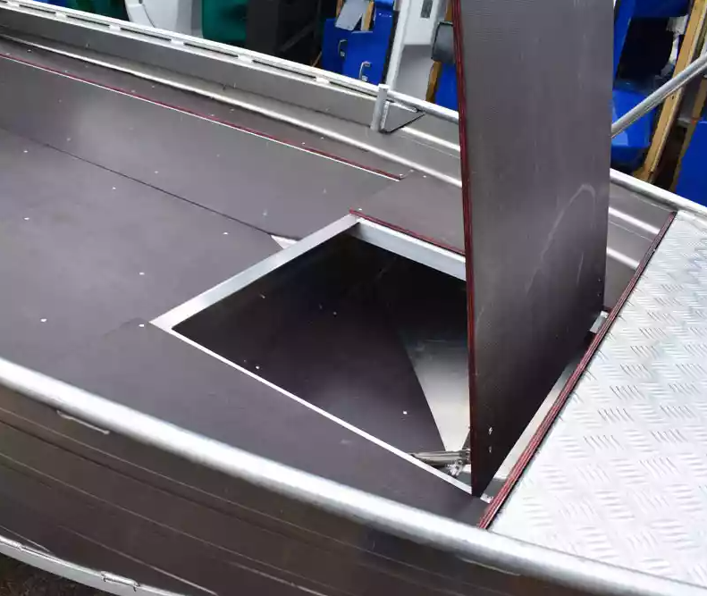 Алюминиевая лодка  Wyatboat-430 Master в Октябрьском