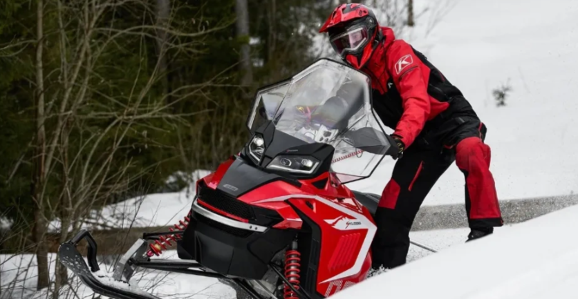 Снегоход OSM SM1000 в Октябрьском