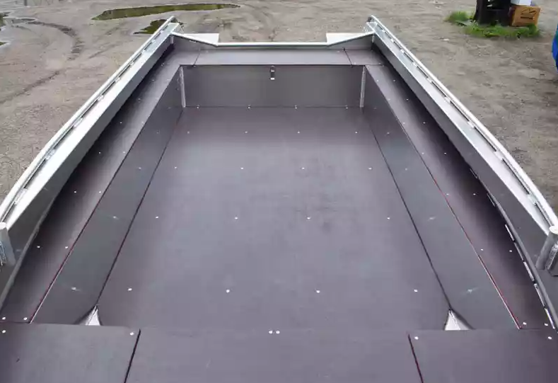 Алюминиевая лодка  Wyatboat-430 Master в Октябрьском