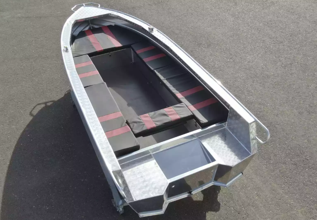 Алюминиевая лодка Wyatboat-390РМ увеличенный борт в Октябрьском
