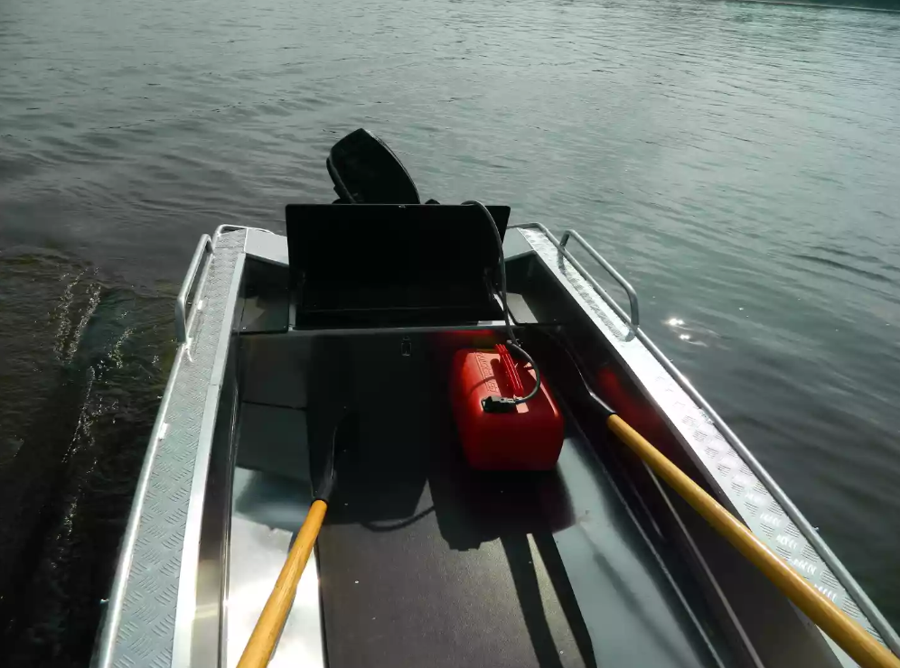 Алюминиевая лодка Wyatboat-390 У в Октябрьском