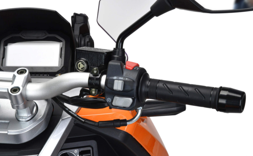 Скутер MOTOLAND (МОТОЛЕНД) T-MAX 150 в Октябрьском