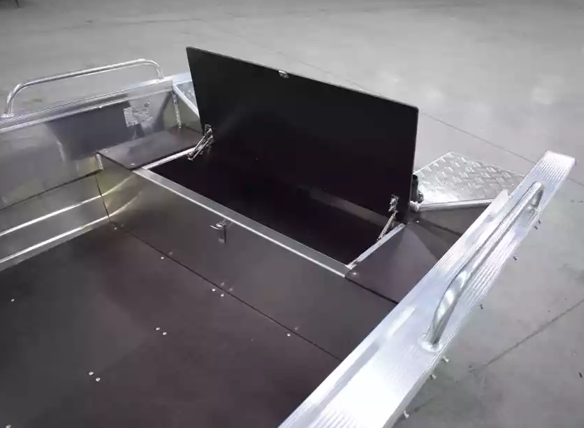 Алюминиевая лодка  Wyatboat-430 Р в Октябрьском