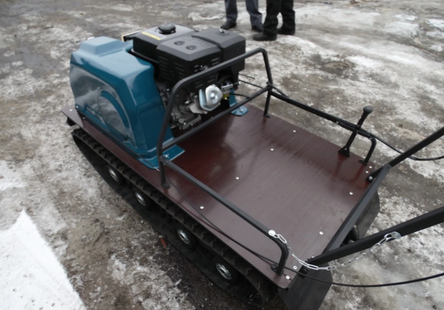 Мотобуксировщик AhtaR LR13 с реверс-вариатором Буран (задний ход) в Октябрьском