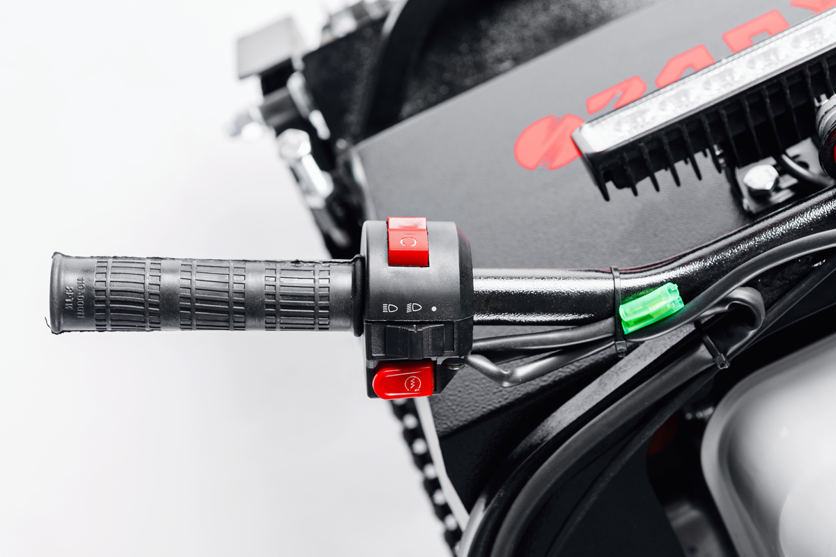 МОТОБУКСИРОВЩИК IKUDZO 1100/380 К8 в Октябрьском