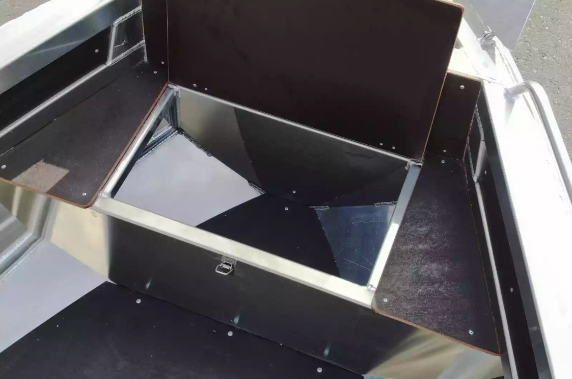 Алюминиевая лодка  Неман-480 Р в Октябрьском