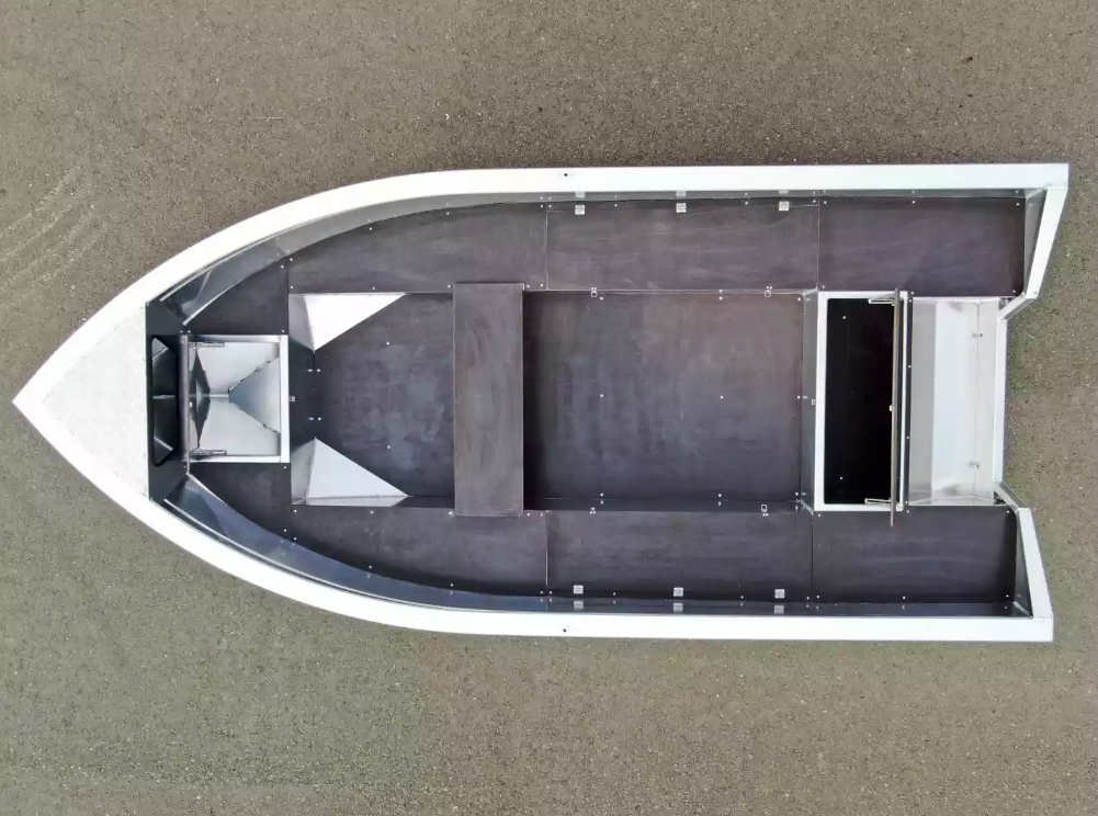 Алюминиевая лодка  Неман-420 в Октябрьском