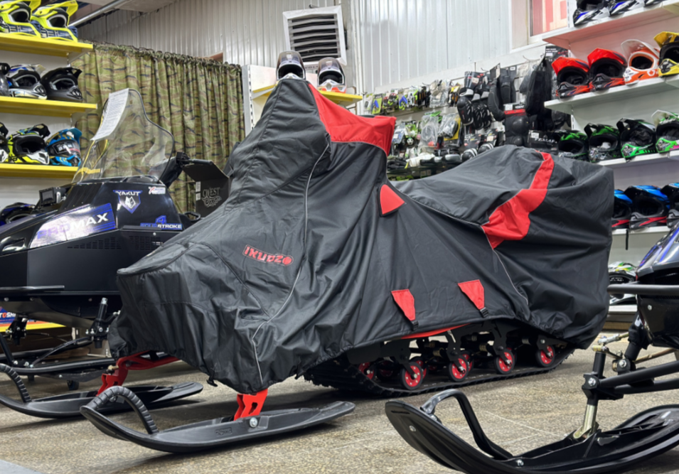 Чехол транспорт. снегохода IKUDZO HUNTER черно-красный Оксфорд ПРЕМИУМ качества с лого IKUDZO в Октябрьском