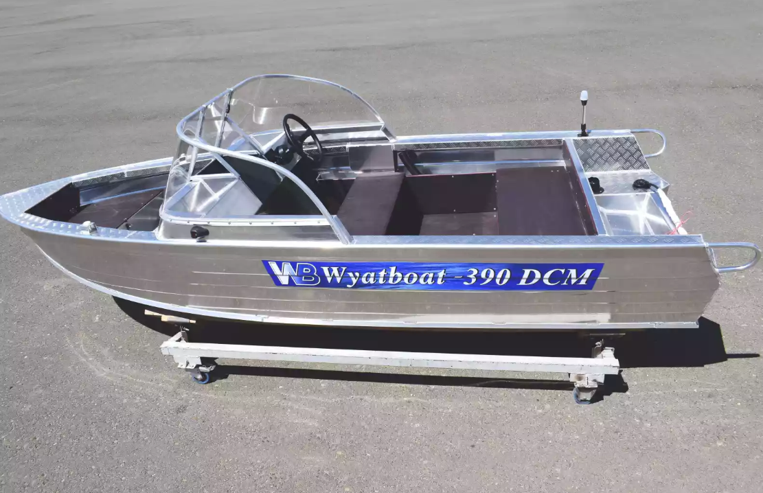 Алюминиевая лодка Wyatboat-390 DCM в Октябрьском