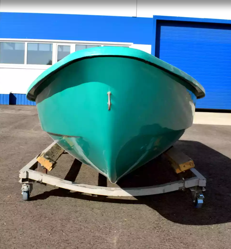 Стеклопластиковая Лодка Голавль в Октябрьском