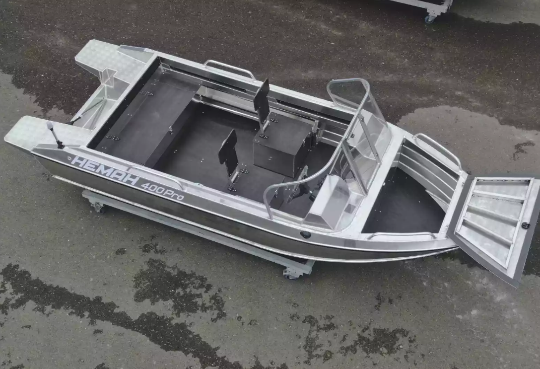 Алюминиевая лодка  Neman-400 PRO в Октябрьском