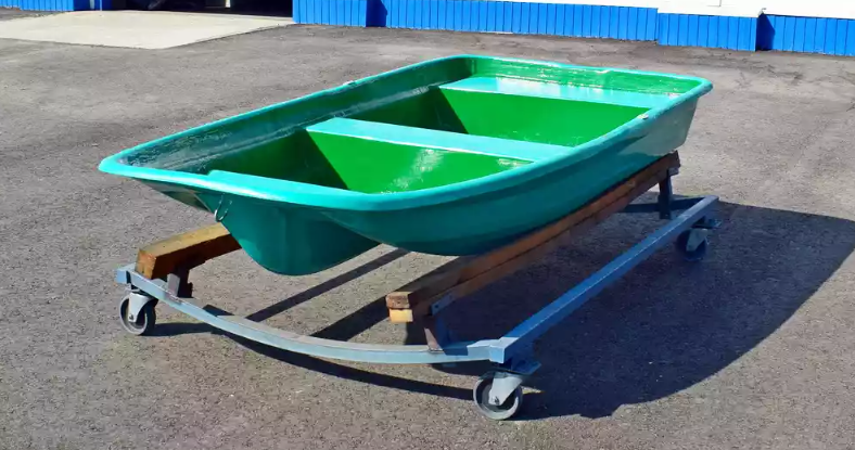 Стеклопластиковая лодка Старт (тримаран) в Октябрьском