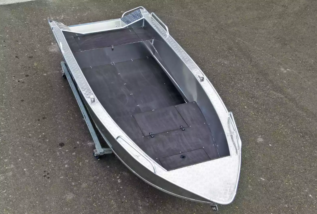 Алюминиевая лодка  Wyatboat-430М FISH в Октябрьском