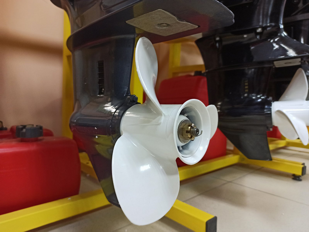 Лодочный мотор BREEZE F9,9S (4х тактный) в Октябрьском