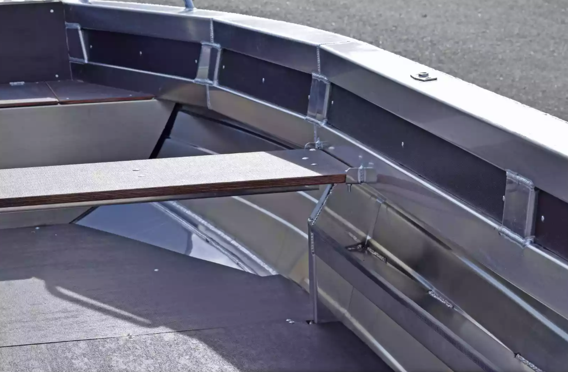 Алюминиевая лодка  Неман-480 Р в Октябрьском