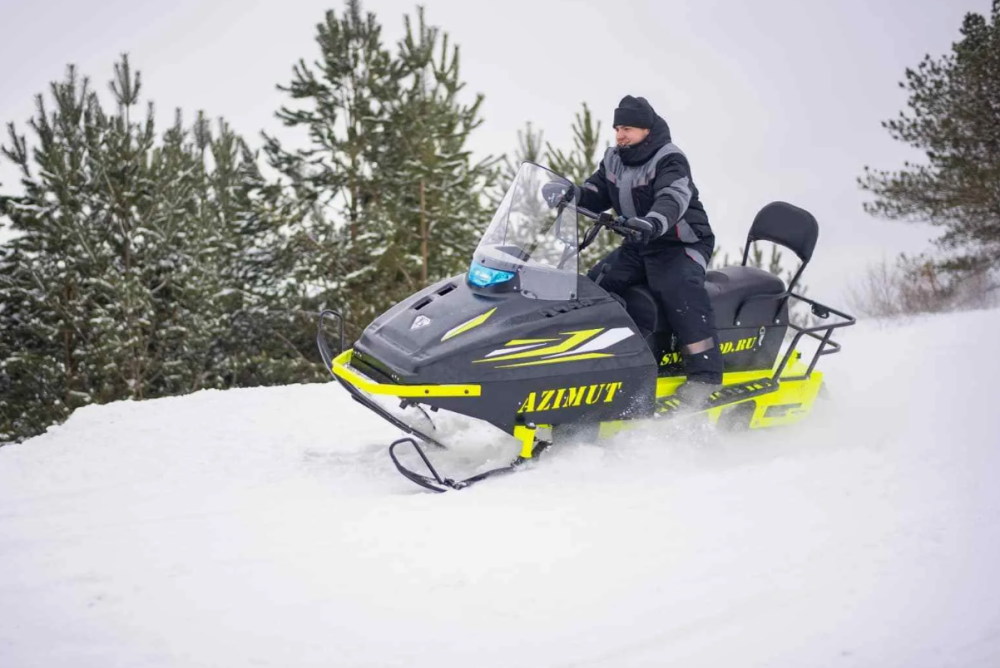 Миниснегоход Бурлак Азимут 24 л.с. , эл.запуск, реверс, тормоз гидравл, капот черный в Октябрьском