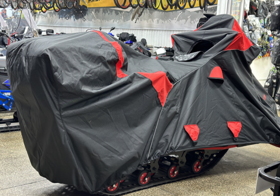 Чехол транспорт. снегохода IKUDZO HUNTER черно-красный Оксфорд ПРЕМИУМ качества с лого IKUDZO в Октябрьском