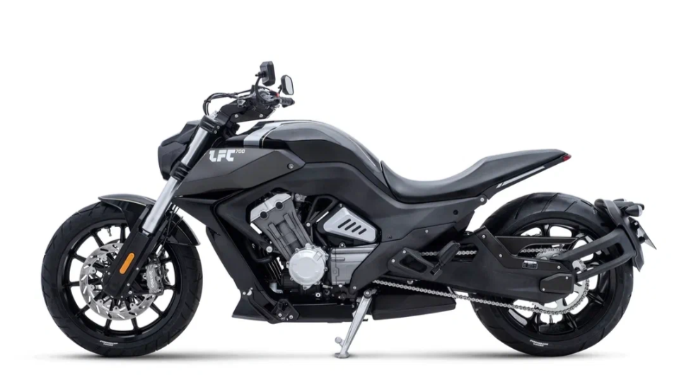 Мотоцикл Benda LFC 700 в Октябрьском