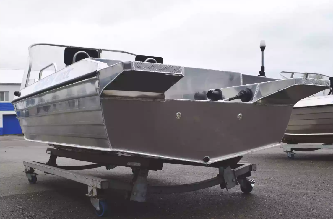 Алюминиевая лодка  Neman-400 DC в Октябрьском