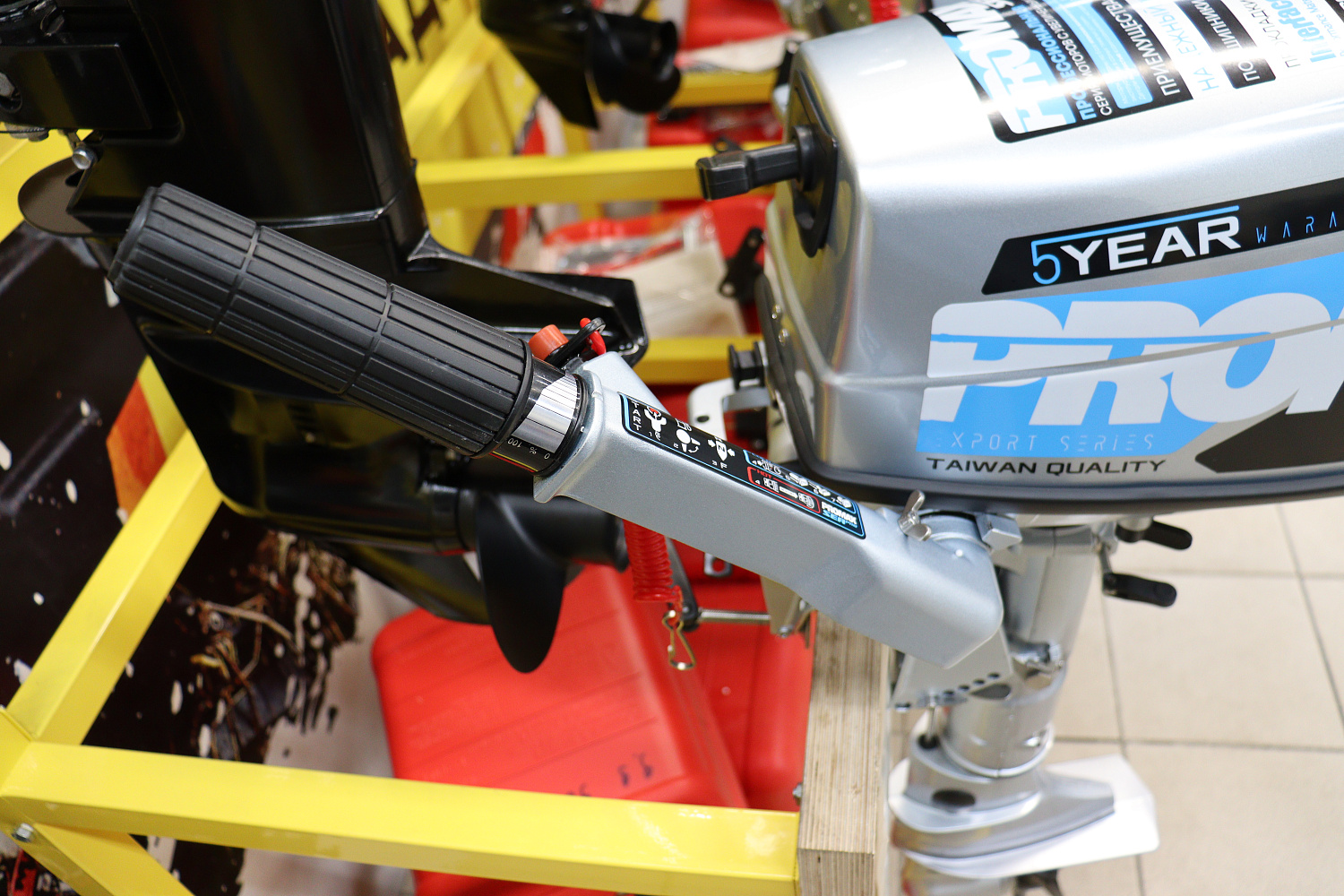 Лодочный мотор PROMAX SP5FHS (внешний бак 12 л) в Октябрьском