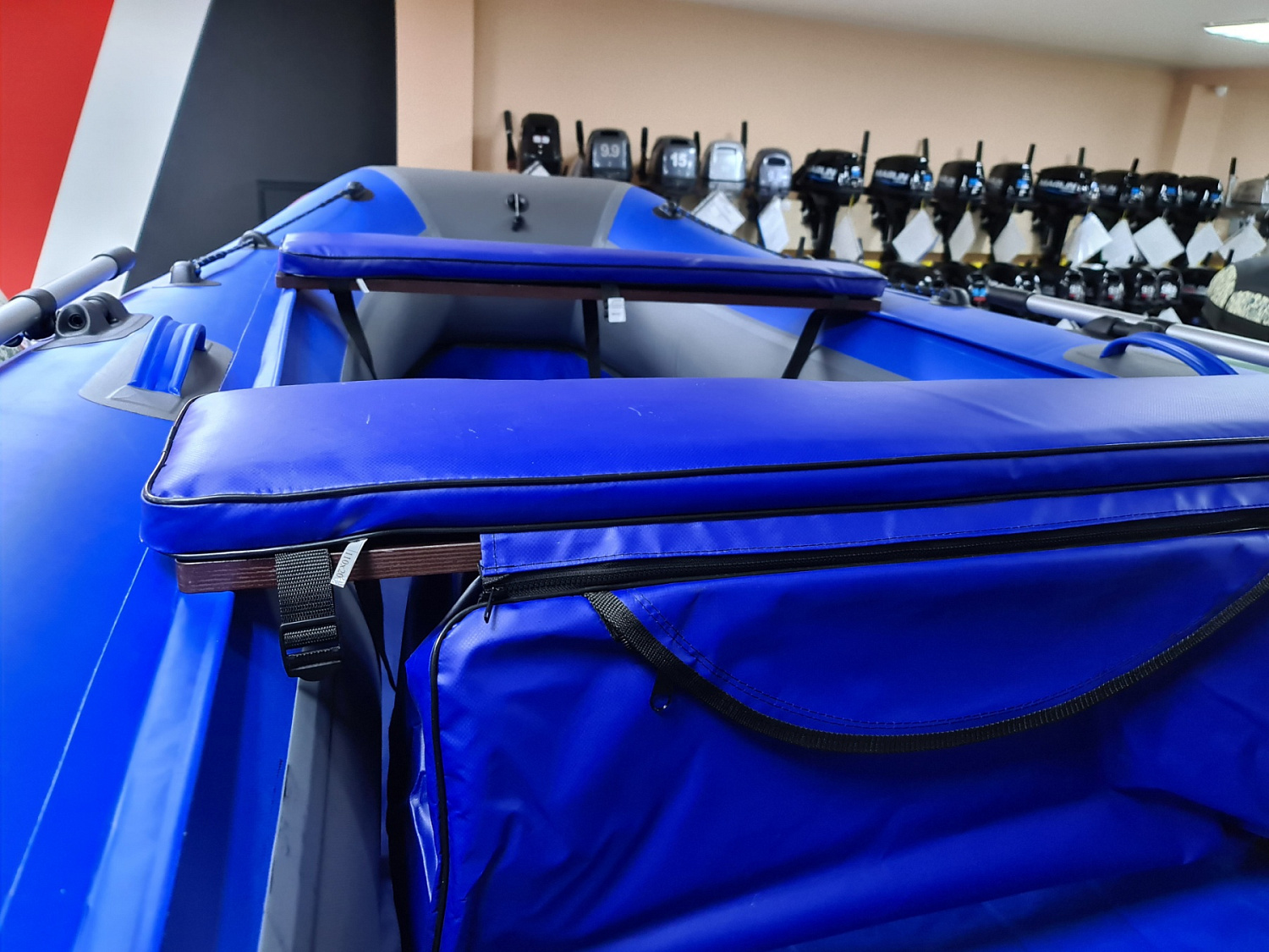 КОМПЛЕКТ МЯГКИХ НАКЛАДОК С СУМКОЙ ДЛЯ ЛОДОК 90Х20 СИНИЙ в Октябрьском