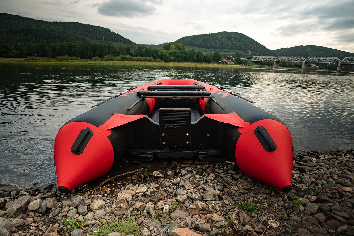 Лодка MISHIMO RIVER JET 400 под водомет в Октябрьском