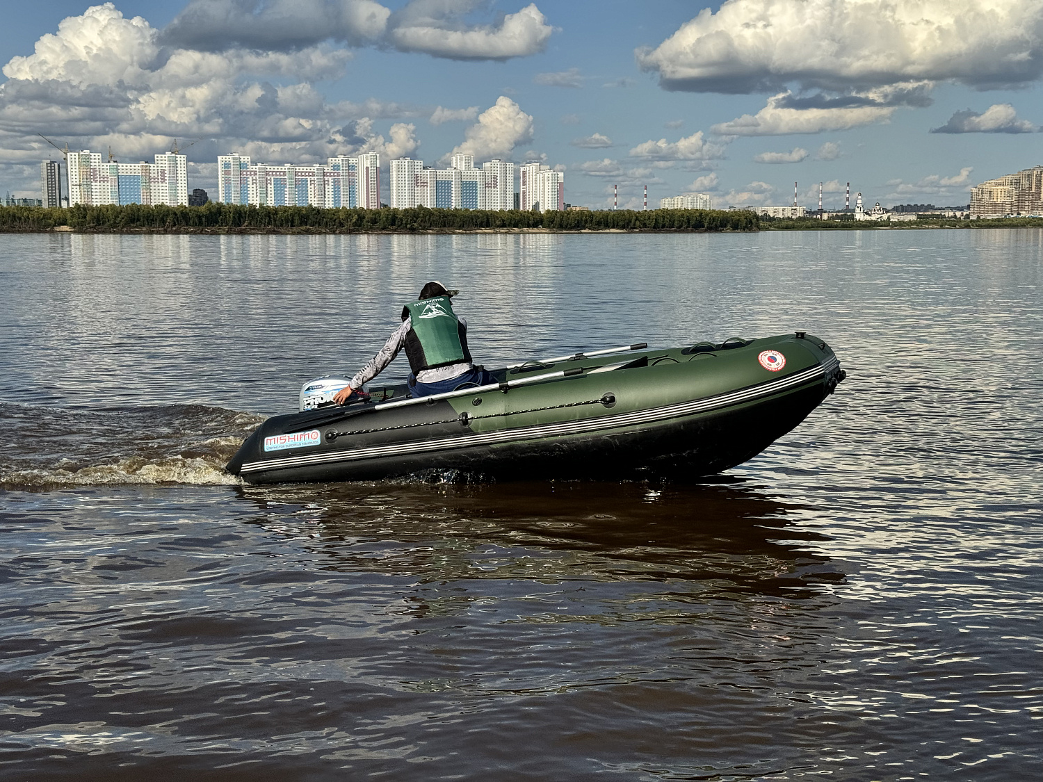 Лодка MISHIMO BIG FLOOR 440 в Октябрьском