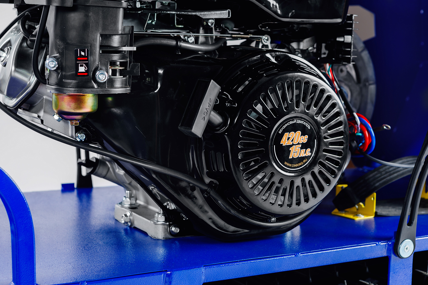 МОТОБУКСИРОВЩИК SNOW DOG 15 л.с. в Октябрьском