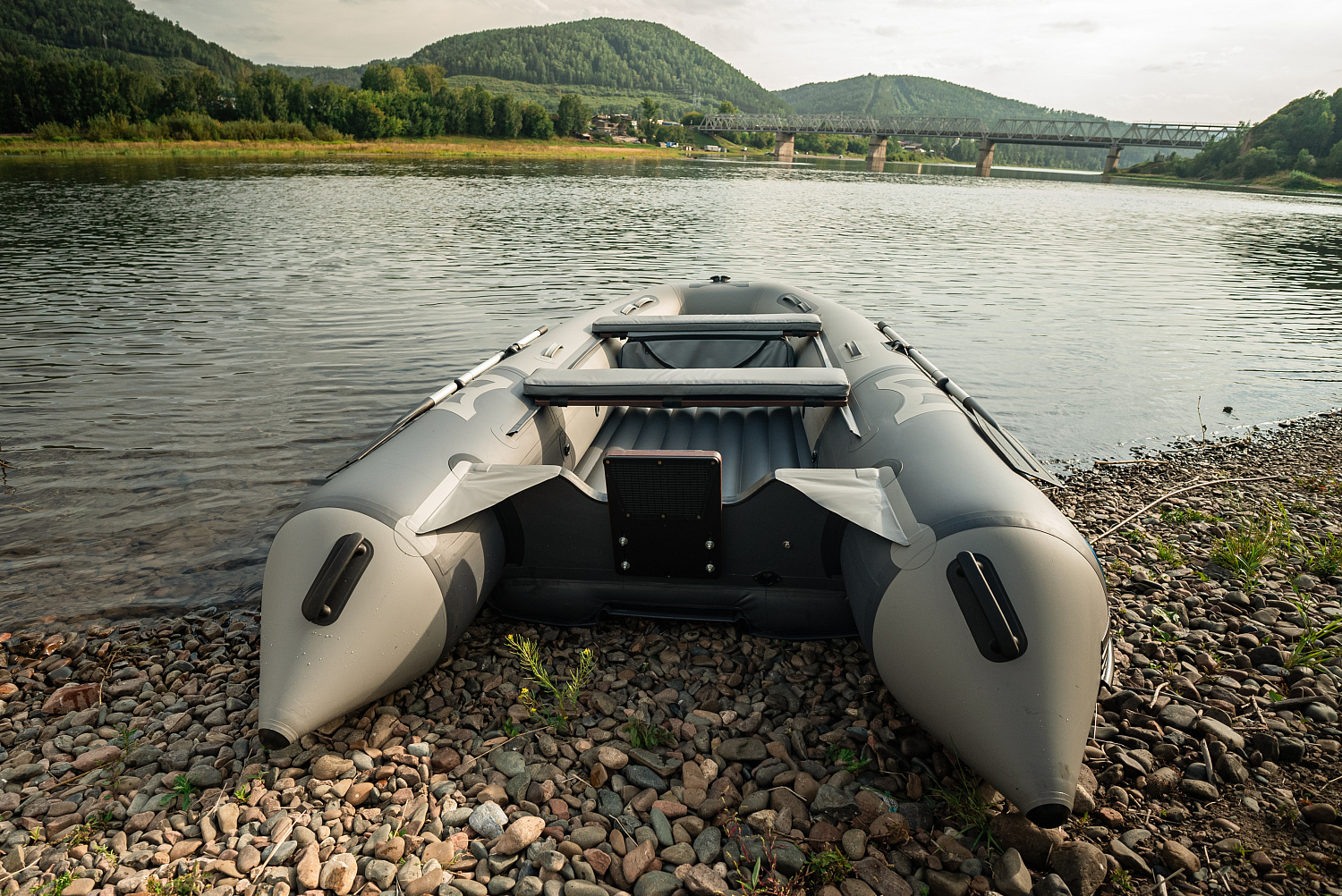 Лодка MISHIMO RIVER JET 390 под водомет в Октябрьском