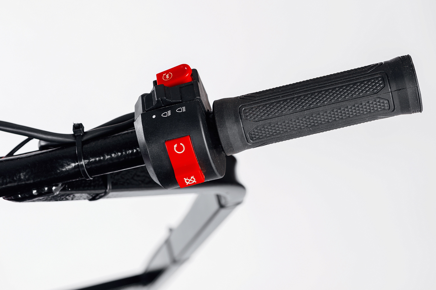 МОТОБУКСИРОВЩИК IKUDZO LONG 2.0 1700/500 EKR19 в Октябрьском