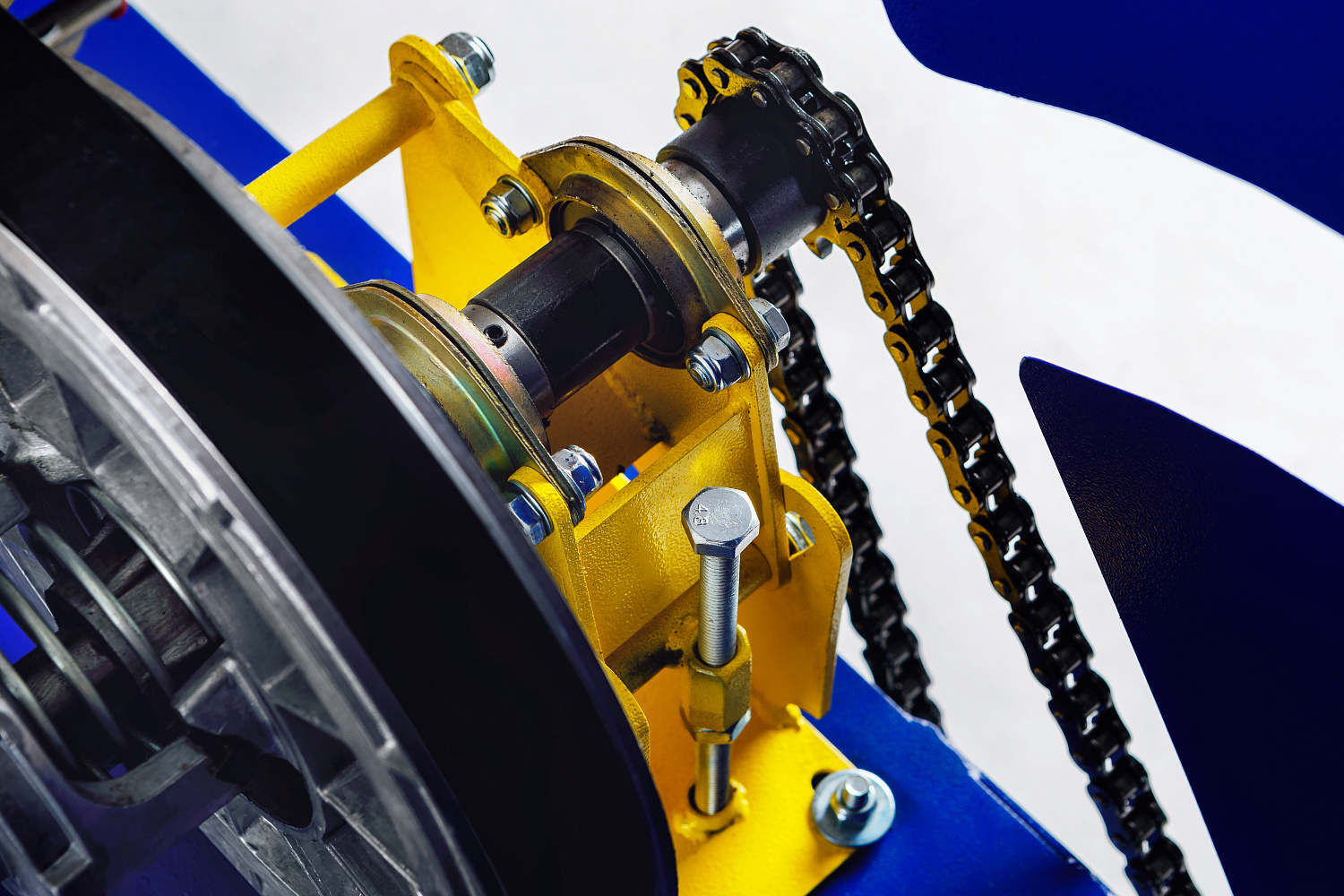 МОТОБУКСИРОВЩИК SNOW DOG 15 л.с. в Октябрьском